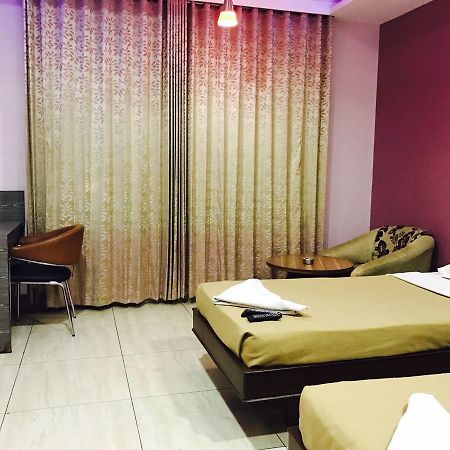 Iroomz Vaishali Residency Bellary Exterior photo
